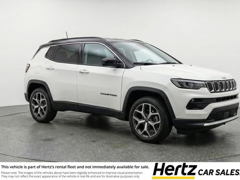 Used 2025 Jeep Compass Limited image 1