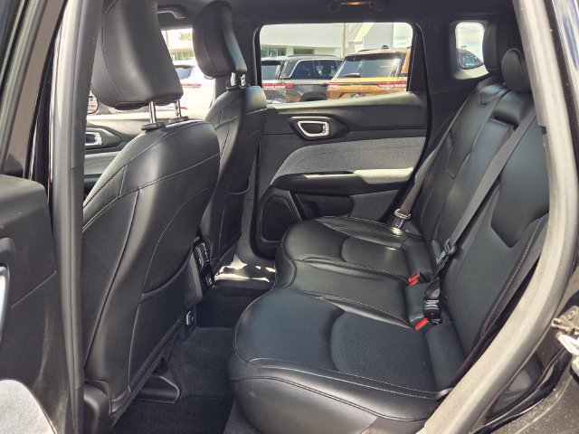 Certified 2023 Jeep Compass Latitude AWD/4WD image 11