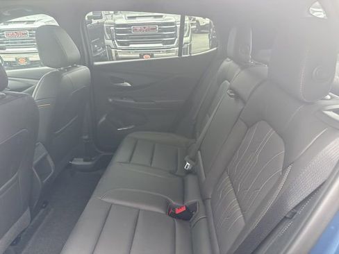 New 2025 Buick Envista Avenir image 26