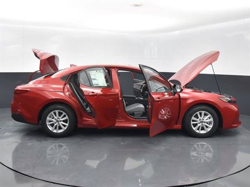 Certified 2025 Toyota Camry LE w/ Convenience Package FWD image 95