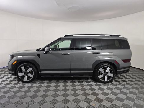 Used 2026 Hyundai Santa Fe Limited AWD/4WD image 4