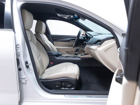 Used 2020 Cadillac CT4 Premium Luxury RWD image 48