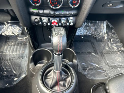 Used 2019 MINI Cooper S w/ Premium Package FWD image 46