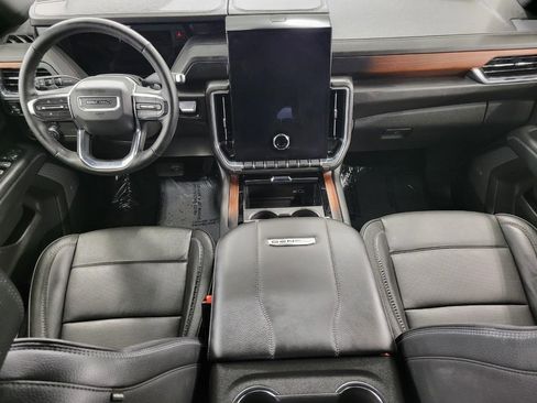 Certified 2025 GMC Yukon XL Denali image 7