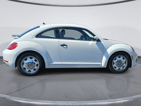 Used 2015 Volkswagen Beetle 1.8T FWD image 2