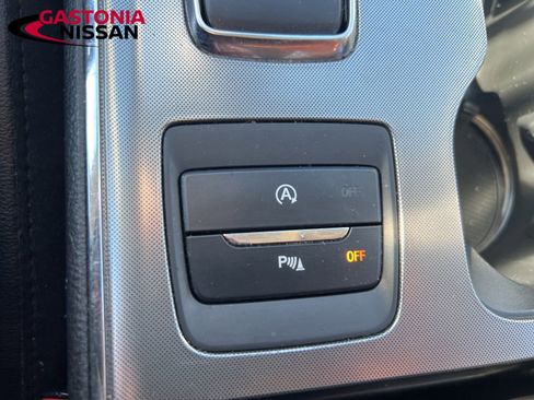 Used 2022 Ford Edge Titanium image 46