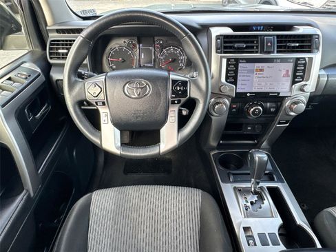 Used 2024 Toyota 4Runner SR5 AWD/4WD image 22