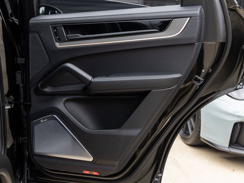 Certified 2024 Porsche Cayenne Turbo GT image 51