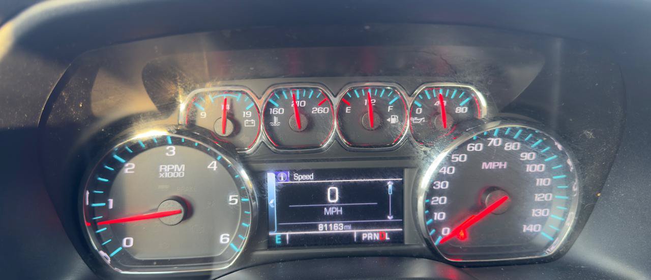 Used 2018 Chevrolet Silverado 1500 LT w/ All Star Edition AWD/4WD image 9