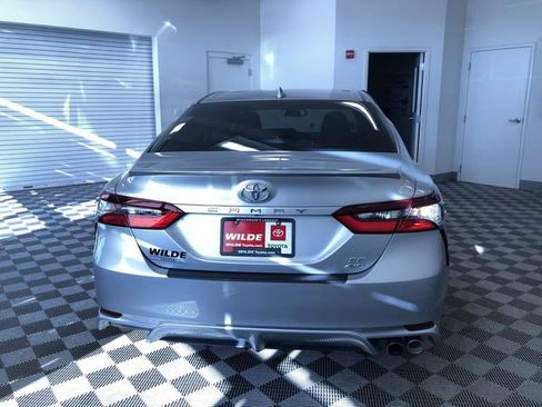 Used 2023 Toyota Camry SE image 14
