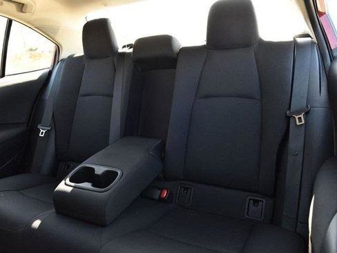 Used 2025 Toyota Corolla LE image 18