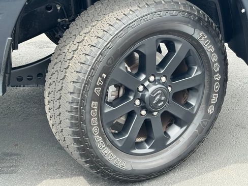 Used 2025 RAM 2500 Big Horn AWD/4WD image 10