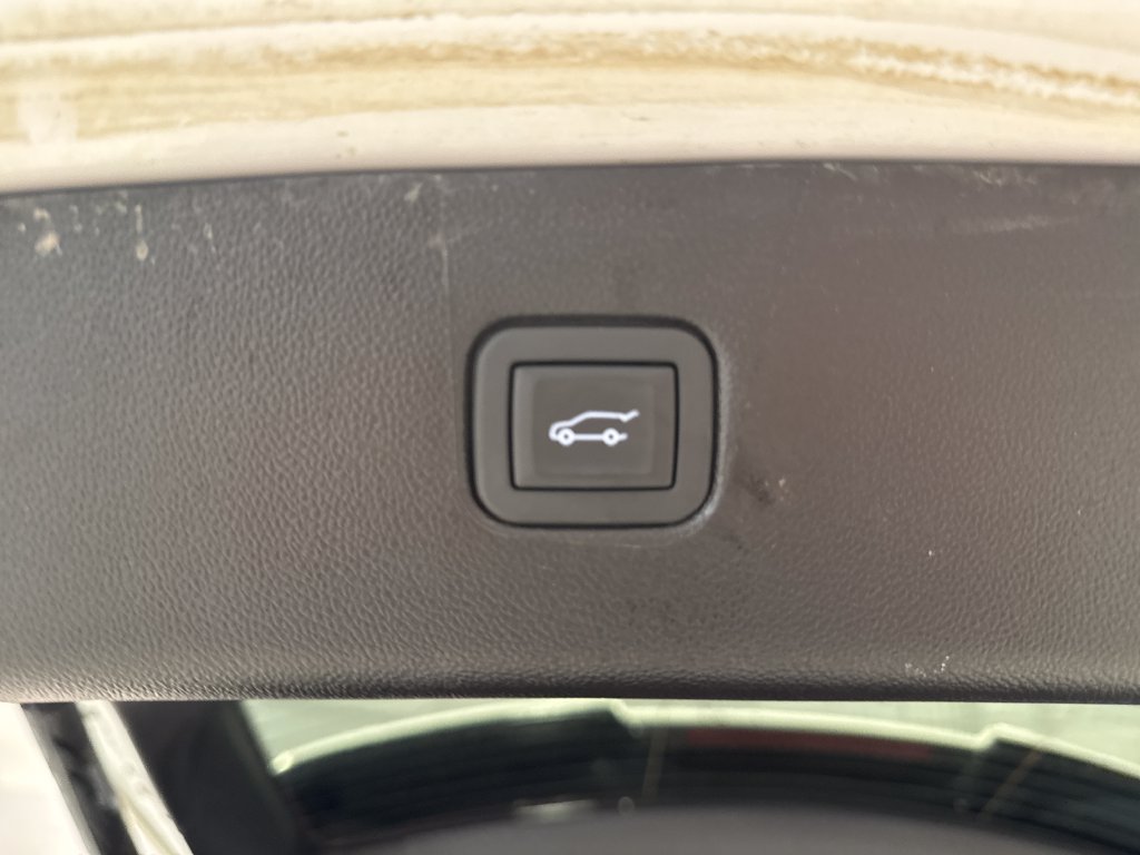 Used 2024 Chevrolet Blazer LT w/ Convenience Package FWD image 43