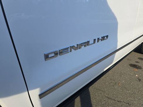 Used 2015 GMC Sierra 3500 Denali image 35