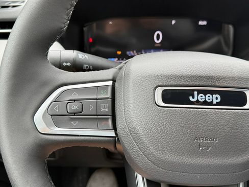 New 2026 Jeep Compass Limited AWD/4WD image 17