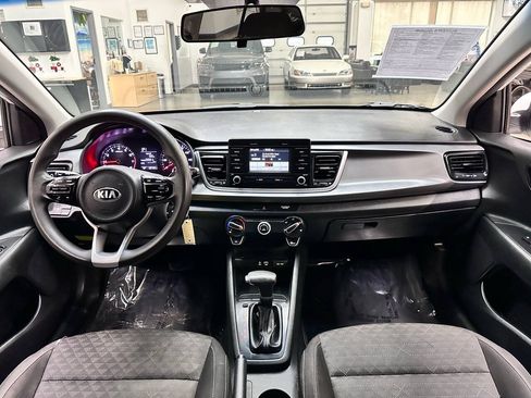 Used 2019 Kia Rio S FWD image 18