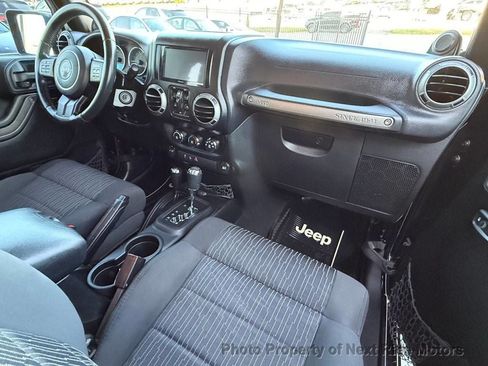 Used 2012 Jeep Wrangler Unlimited Sport AWD/4WD image 16