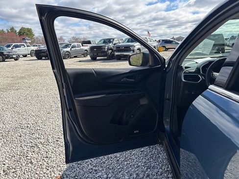 Used 2024 Chevrolet Equinox Premier AWD/4WD image 15