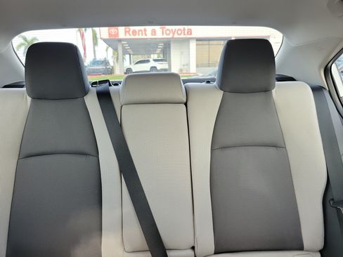 Used 2025 Toyota Corolla LE FWD image 21
