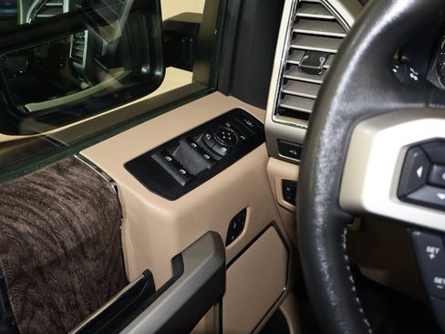 Used 2017 Ford F250 Lariat w/ Lariat Value Package image 44