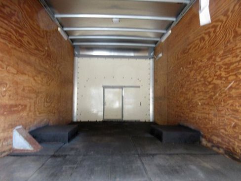 Used 2012 Ford E-350 and Econoline 350 Super Duty w/ PWR Locks & Windows Group RWD image 6