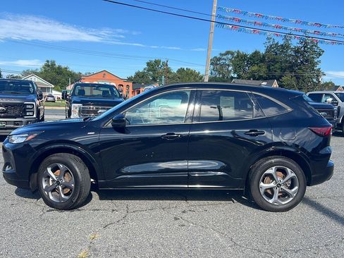 Used 2023 Ford Escape ST-Line Select w/ Tech Pack #2 image 2