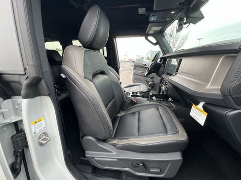 New 2026 Ford Bronco Outer Banks image 26