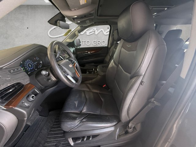 Used 2020 Cadillac Escalade ESV Premium Luxury RWD image 19