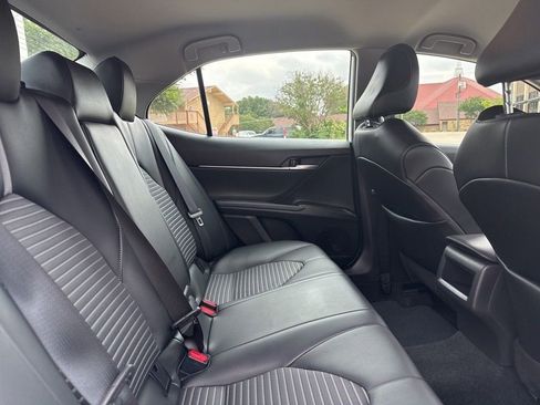 Used 2024 Toyota Camry SE FWD image 10