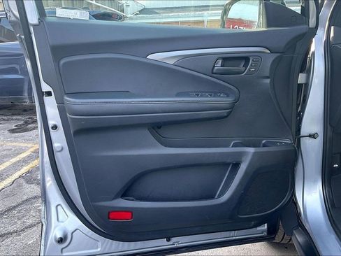 Used 2023 Honda Passport EX-L image 22