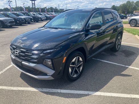 Used 2025 Hyundai Tucson SEL AWD/4WD image 1