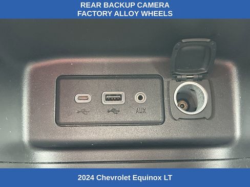 Used 2024 Chevrolet Equinox LT AWD/4WD image 6