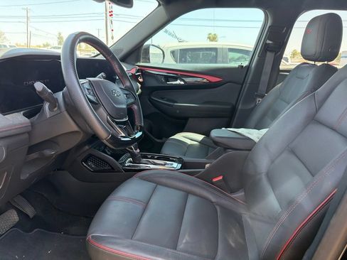 Used 2024 Chevrolet TrailBlazer RS w/ Convenience Package FWD image 6
