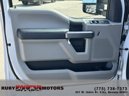 Used 2022 Ford F350 XLT w/ XLT Value Package image 9