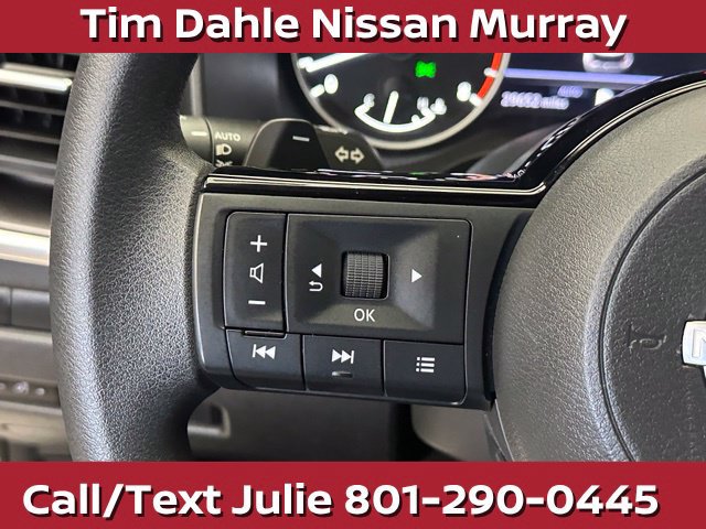 Used 2023 Nissan Rogue SV AWD/4WD image 24