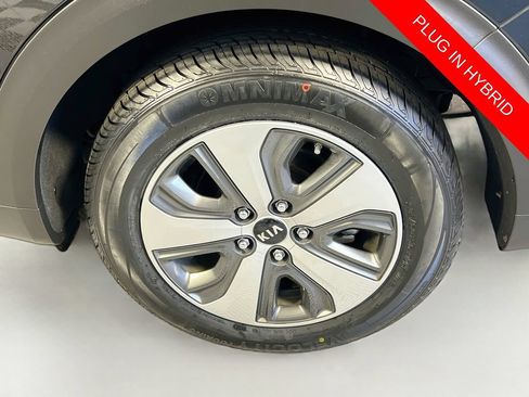 Used 2019 Kia Niro EX FWD image 30