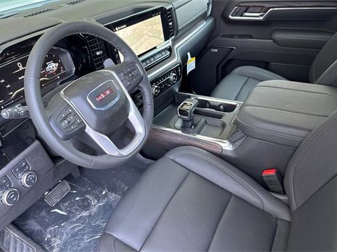 New 2025 GMC Sierra 1500 SLT w/ SLT Premium Package image 10