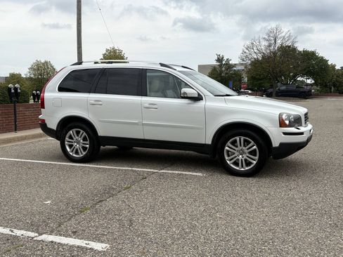 Used 2011 Volvo XC90 3.2 AWD/4WD image 6