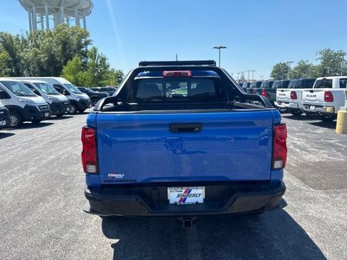 Used 2025 Chevrolet Colorado Trail Boss w/ Midnight Edition AWD/4WD image 23