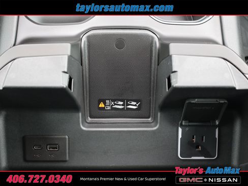 Used 2024 GMC Sierra 3500 Denali w/ Denali Reserve Package image 27