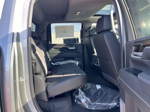 New 2026 GMC Sierra 2500 Denali w/ Denali Reserve Package image 31