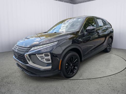 Used 2024 Mitsubishi Eclipse Cross LE AWD/4WD image 6