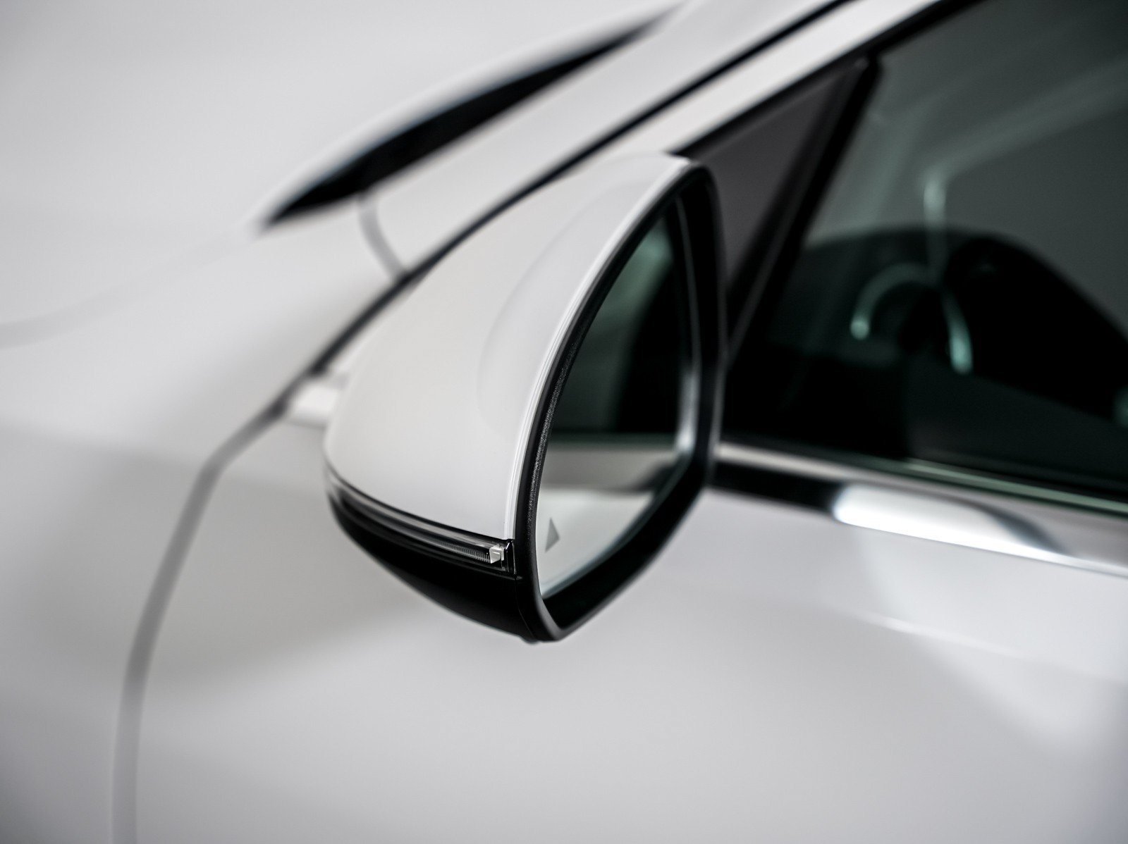 Certified 2024 Mercedes-Benz C 300 Sedan image 23