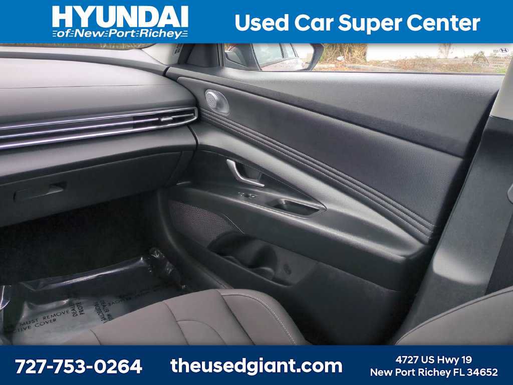 Certified 2023 Hyundai Elantra SEL w/ Convenience Package FWD image 16