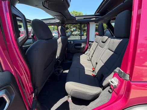 Used 2021 Jeep Wrangler Unlimited Sport AWD/4WD image 29