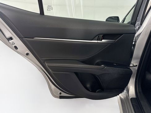 Used 2018 Toyota Camry XLE w/ Audio Package FWD image 27