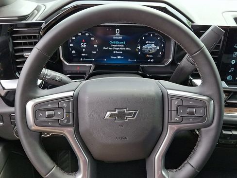 Certified 2026 Chevrolet Silverado 1500 RST w/ RST Select Package AWD/4WD image 19