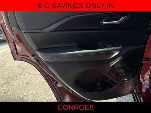 Used 2025 Jeep Grand Cherokee Altitude RWD image 23
