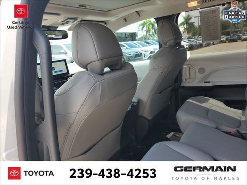 Certified 2025 Toyota Sienna XLE FWD image 22