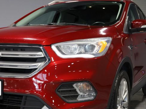 Used 2017 Ford Escape Titanium FWD image 34